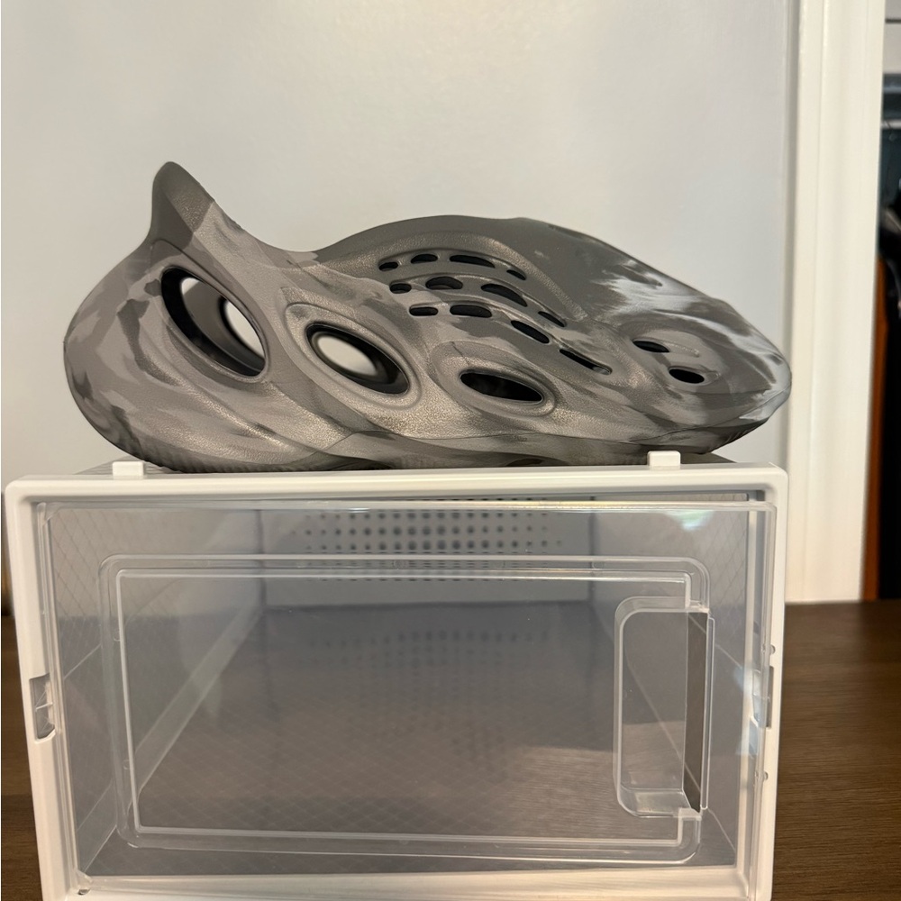 Yeezy Foam Runner 'Granite'